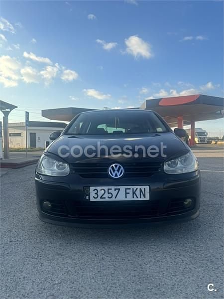 Usado VW Golf V Sportline 140 CV (102 kW) 2007 Negro Berlina