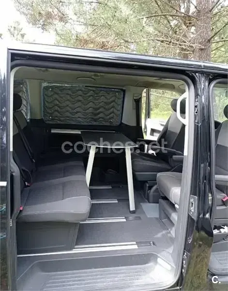 Usado VW Multivan Startline 140 CV (102 kW) 2010 Negro Monovolumen