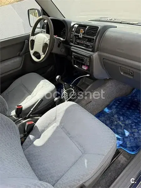Usado Suzuki Jimny 80 CV (58 kW) 2001 Azul SUV
