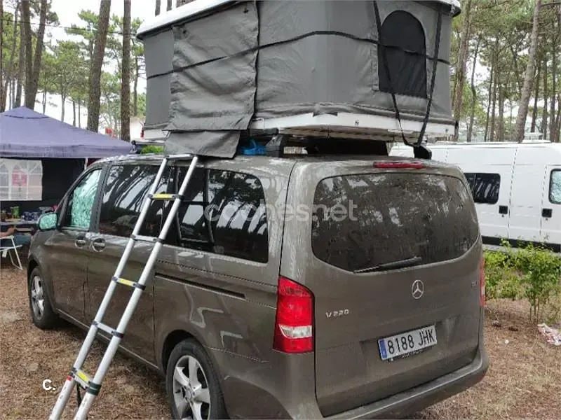 Usado Mercedes V220 163 CV (119 kW) 2015 Gris / plata Monovolumen