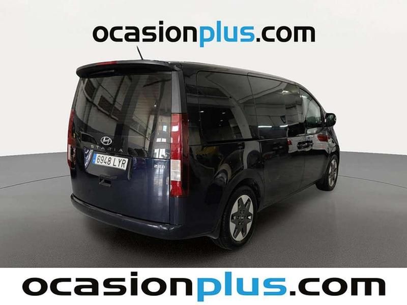 Usado Hyundai Staria 177 CV (130 kW) 2022 Azul Monovolumen