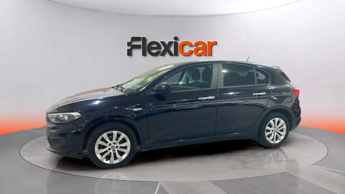 Usado Fiat Tipo Business 95 CV (69 kW) 2017 Azul Berlina