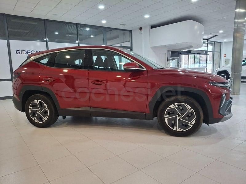 Usado Hyundai Tucson 160 CV (117 kW) 2025 Granate SUV