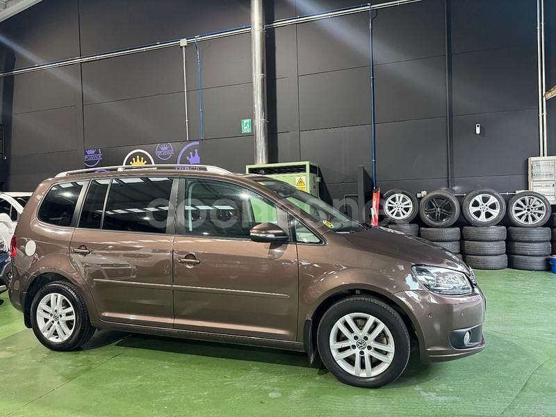 Marrón Usado 2012 VW Touran Sport Monovolumen | 9999 € (Precio justo) - Imagen 1/4