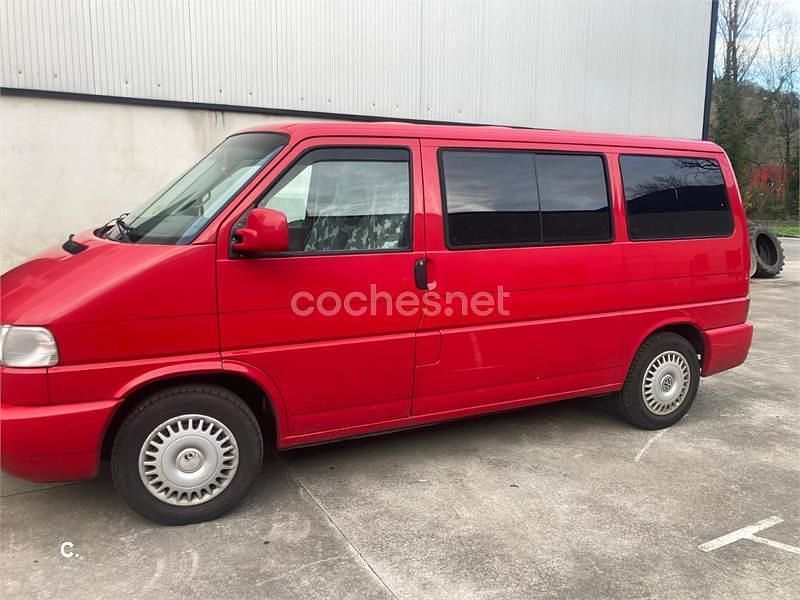 Usado VW Multivan 130 CV (95 kW) 2003 Rojo Van