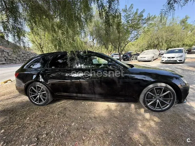 Usado Audi A4 Sport 150 CV (110 kW) 2017 Negro Familiar
