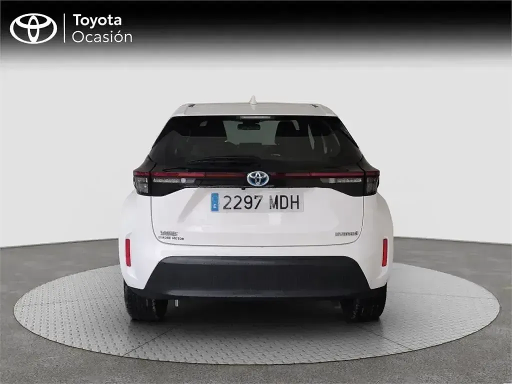 Usado Toyota Yaris Cross Active 116 CV (85 kW) 2023 Blanco SUV