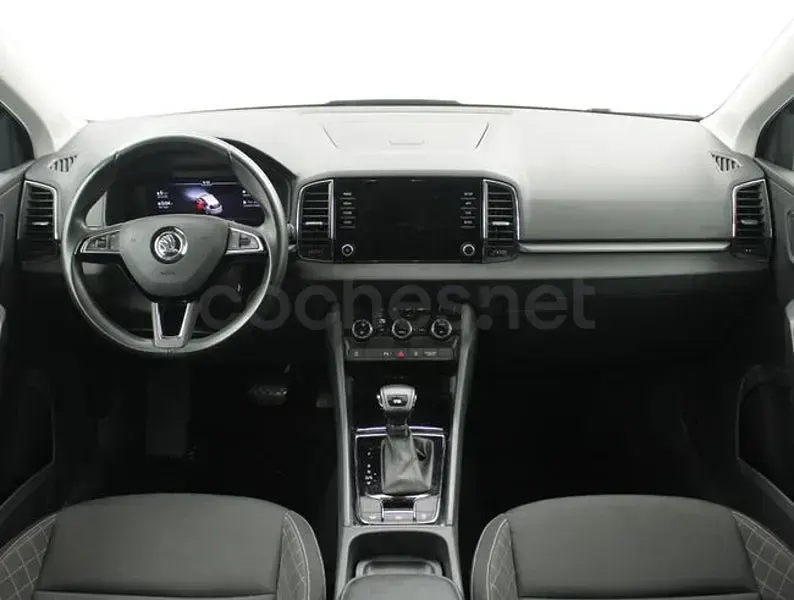Usado Skoda Karoq Ambition 150 CV (110 kW) 2019 Azul SUV