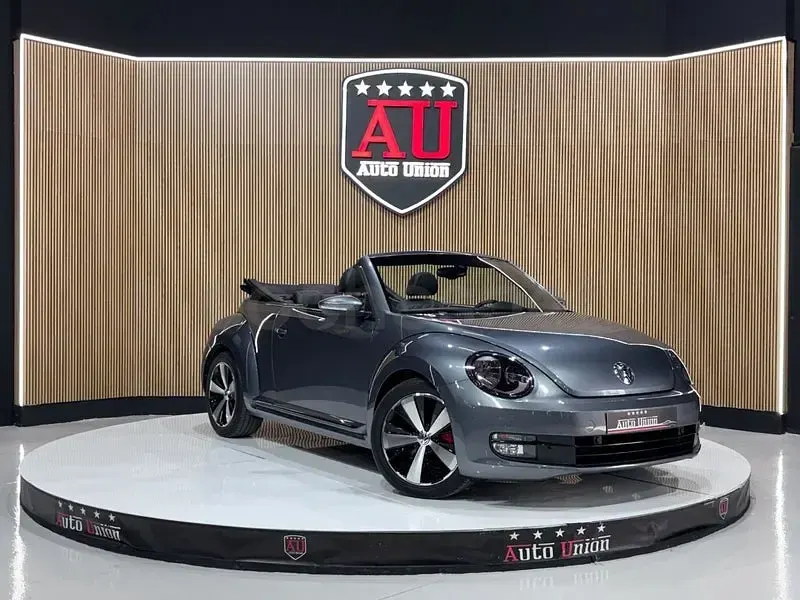 Usado VW Beetle Edition 105 CV (77 kW) 2013 Gris / plata Utilitario