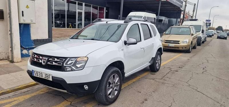 Blanco Usado 2014 Dacia Duster Lauréate SUV | 8100 € (Buen precio) - Imagen 1/4