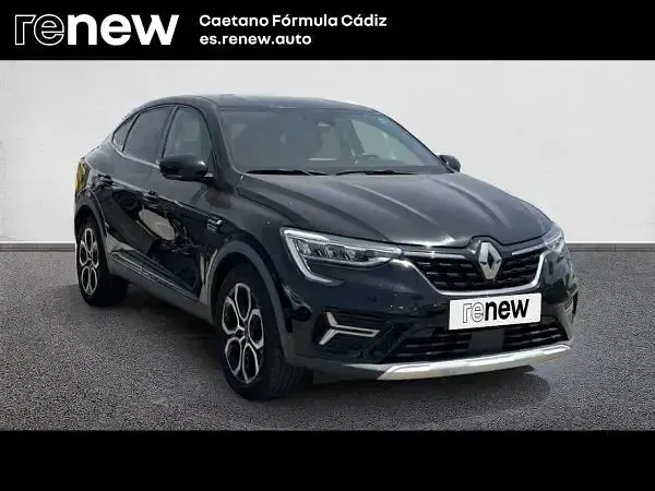 Usado Renault Arkana Techno 140 CV (102 kW) 2023 Negro SUV
