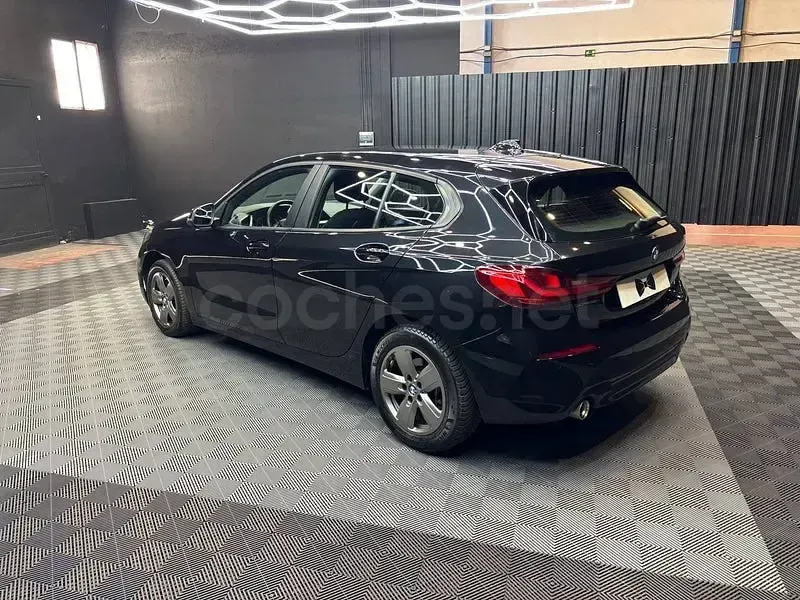 Usado BMW 116 116 CV (85 kW) 2022 Negro Utilitario