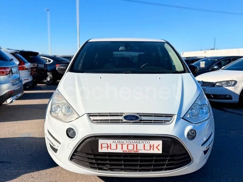Usado Ford S-MAX Limited 140 CV (102 kW) 2014 Blanco Monovolumen