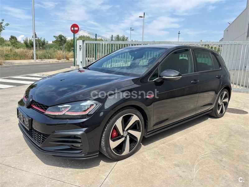 Negro Usado 2018 VW Golf VII GTI Berlina | 24.000 € (Buen precio) - Imagen 1/4