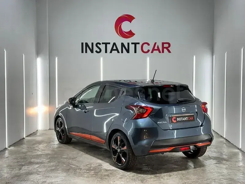 Usado Nissan Micra 90 CV (66 kW) 2017 Gris / plata Utilitario
