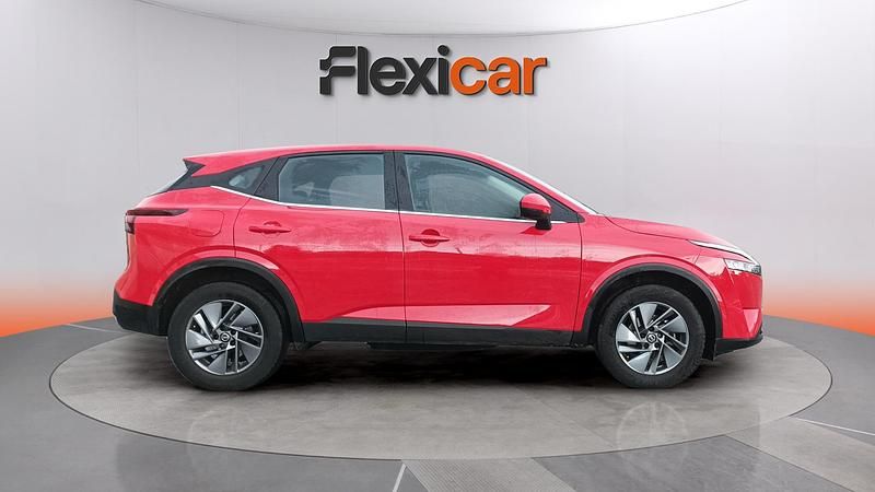 Usado Nissan Qashqai Acenta 140 CV (102 kW) 2021 Rojo SUV