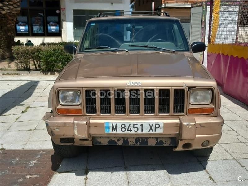 Beige Usado 1999 Jeep Cherokee Sport SUV | 1900 € - Imagen 1/4