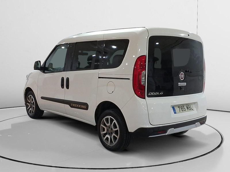 Usado Fiat Doblò Trekking 120 CV (88 kW) 2022 Monovolumen