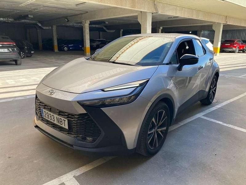 Usado Toyota C-HR Advance 141 CV (103 kW) 2025 Gris SUV