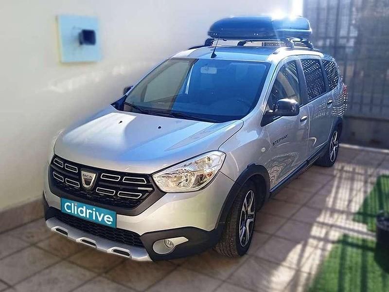 Usado Dacia Lodgy 116 CV (85 kW) 2021 Gris Monovolumen