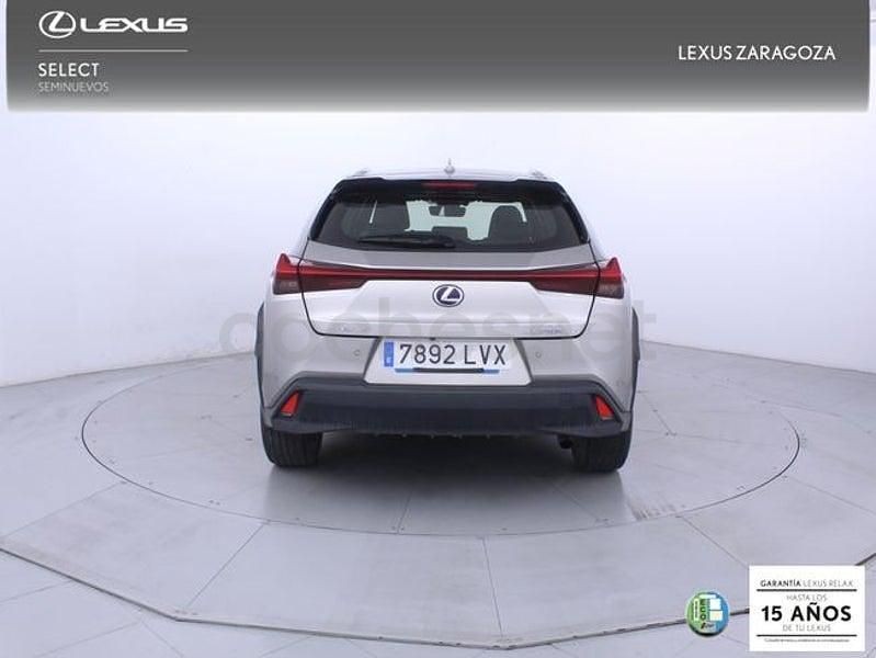 Usado Lexus UX 184 CV (135 kW) 2022 Gris / plata SUV