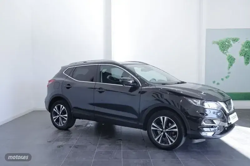 Usado Nissan Qashqai N-Connecta 130 CV (95 kW) 2018 Negro SUV