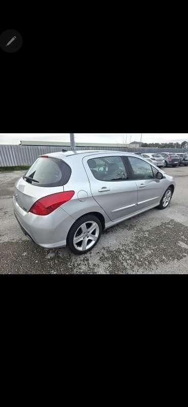 Usado Peugeot 308 Premium 109 CV (80 kW) 2008 Gris Utilitario