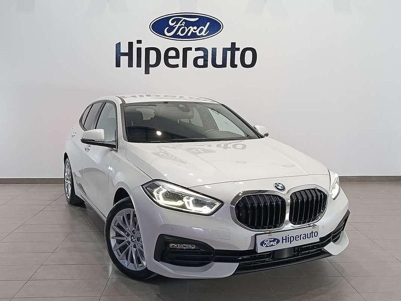 Blanco Usado 2020 BMW 118 Comfort Edition Utilitario | 17.950 € (Buen precio) - Imagen 1/4