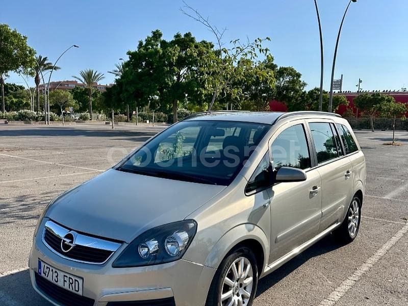 Beige Usado 2007 Opel Zafira Enjoy Monovolumen | 4500 € (Precio justo) - Imagen 1/4