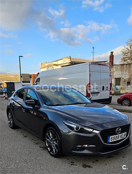 Usado Mazda 3 Edition 120 CV (88 kW) 2018 Negro Berlina