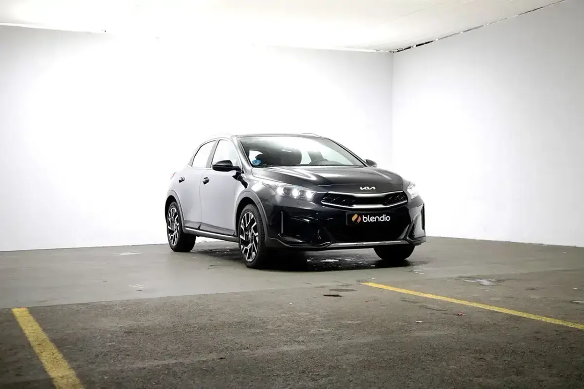 Usado Kia XCeed 141 CV (103 kW) 2023 Negro SUV