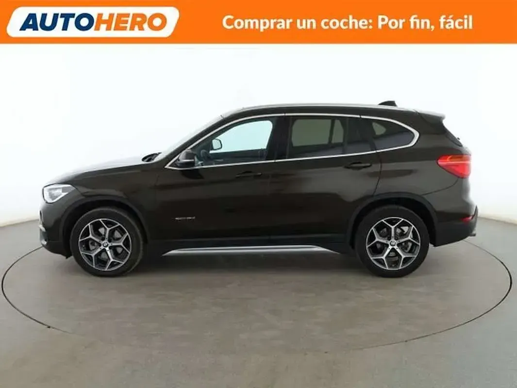Usado BMW X1 xLine 150 CV (110 kW) 2017 Amarillo SUV