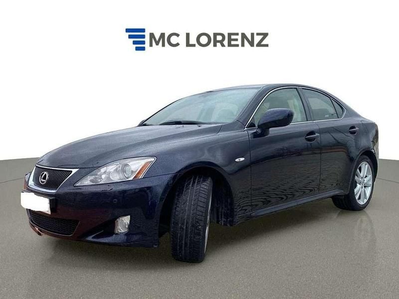 Usado Lexus IS220d Sport Line 177 CV (130 kW) 2008 Azul Berlina