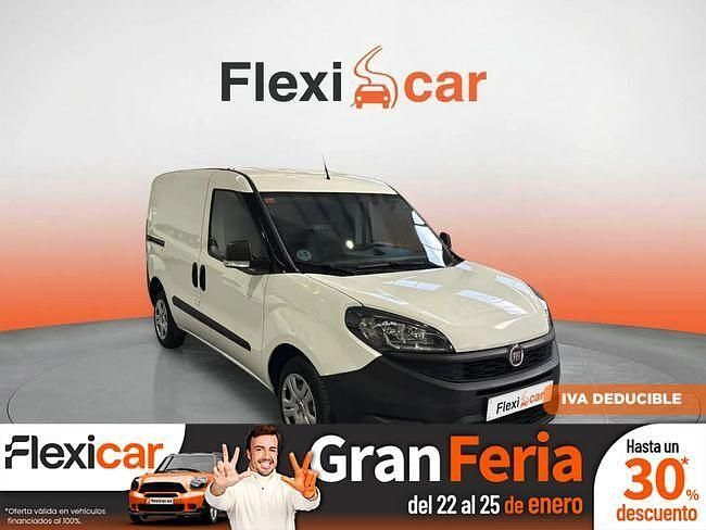 Blanco Usado 2023 Fiat Doblò Easy Monovolumen | 11.200 € (Super precio) - Imagen 1/4