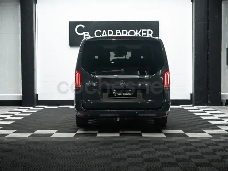 Usado Mercedes V250 Avantgarde 190 CV (139 kW) 2019 Negro Monovolumen