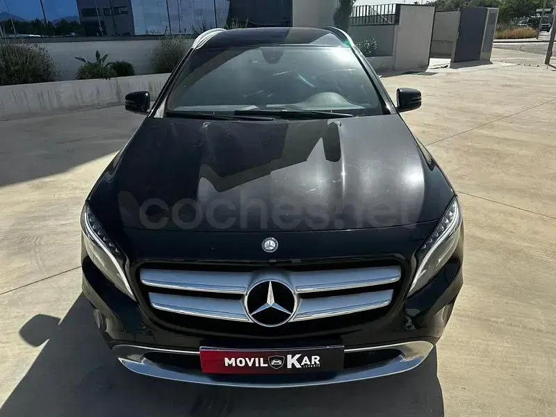 Usado Mercedes GLA200 Urban 136 CV (100 kW) 2017 Negro SUV