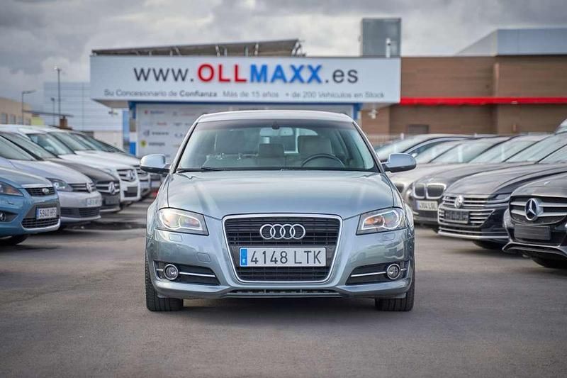 Usado Audi A3 Sportback Ambition 200 CV (147 kW) 2012 Azul Utilitario