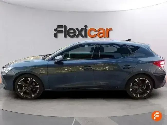 Usado Cupra Leon 150 CV (110 kW) 2025 Gris