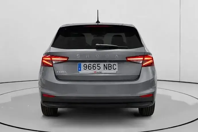 Usado Skoda Fabia Selection 95 CV (69 kW) 2025 Utilitario