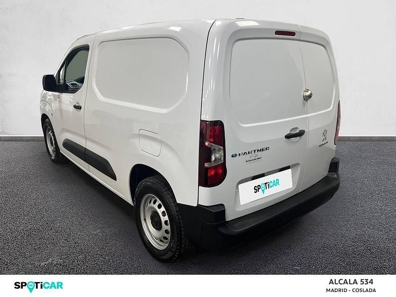 Usado Peugeot E-Partner 100 kW (136 CV) 2023 Blanco Monovolumen