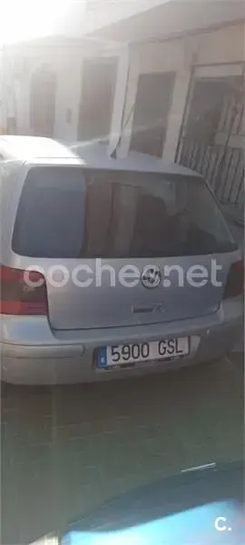 Usado VW Golf IV 110 CV (80 kW) 2000 Gris / plata Berlina