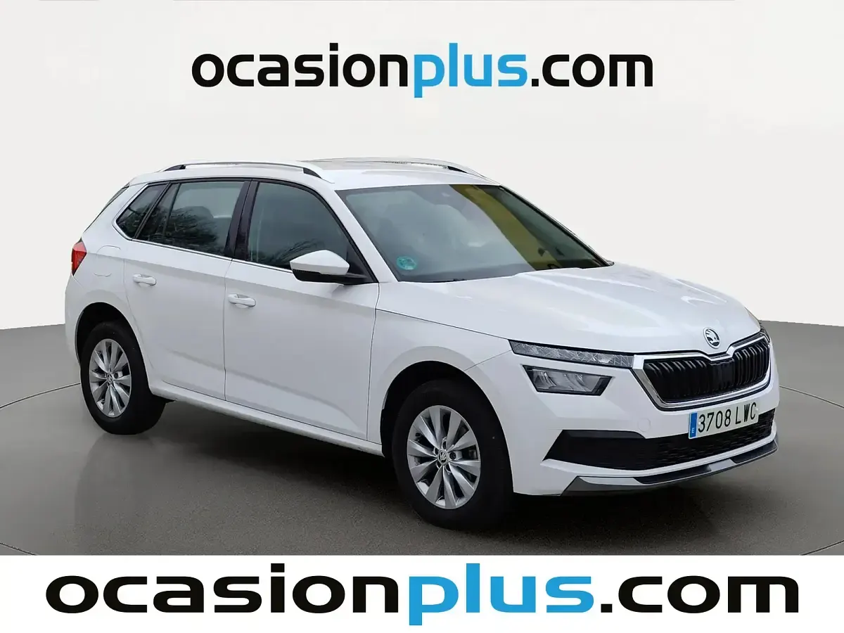 Usado Skoda Kamiq Ambition 110 CV (80 kW) 2022 Blanco SUV