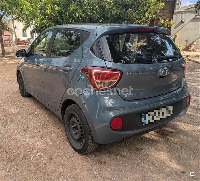 Usado Hyundai i10 66 CV (48 kW) 2019 Azul Utilitario