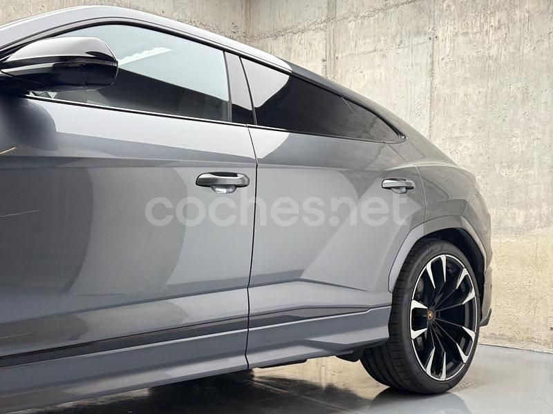 Usado Lamborghini Urus 666 CV (489 kW) 2019 Gris SUV
