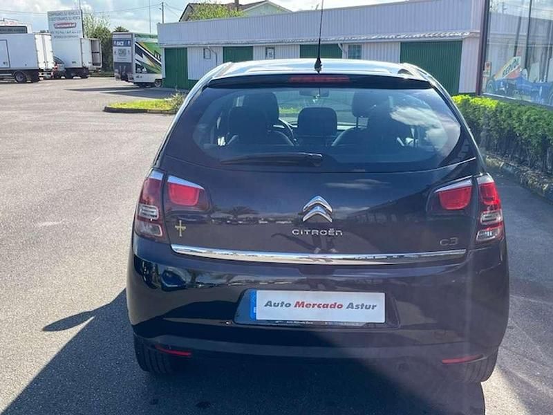 Usado Citroën C3 PureTech 82 CV (60 kW) 2015 Negro Utilitario
