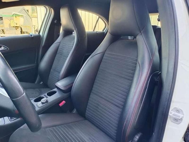 Usado Mercedes A180 109 CV (80 kW) 2015 Blanco Utilitario