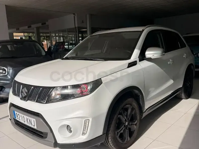 Usado Suzuki Vitara 140 CV (102 kW) 2015 Blanco SUV