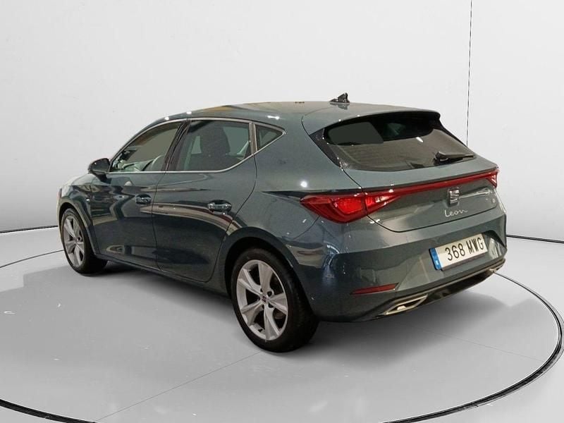 Usado Seat Leon FR 150 CV (110 kW) 2024 Azul Berlina
