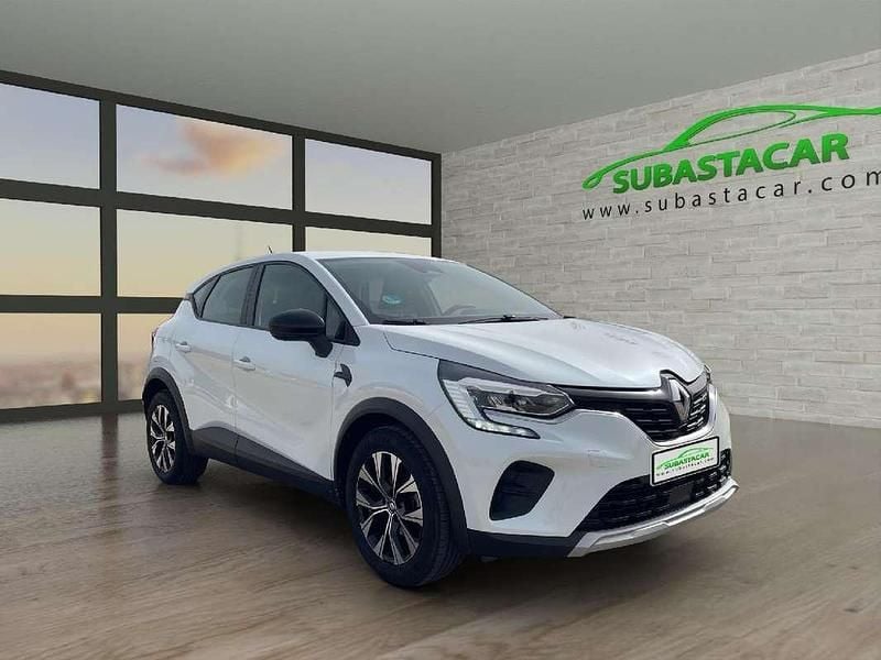 Usado Renault Captur Intens 101 CV (74 kW) 2022 Blanco SUV