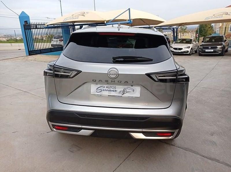 Usado Nissan Qashqai N-Connecta 158 CV (116 kW) 2025 Gris / plata SUV